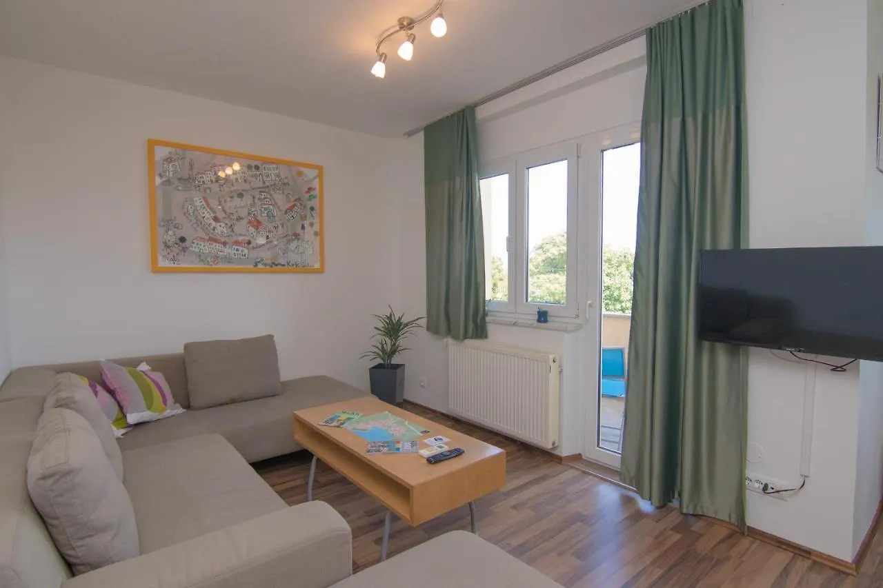 Apartment Krk 0*, Krk Town